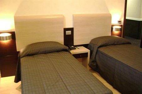 Eh Suites Rome Airport Euro House Hotels Fiumicino Eksteriør billede